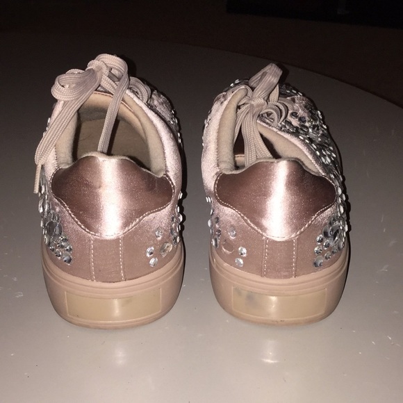 ALDO Zellina rhinestone embellished sneakers - Picture 7 of 7